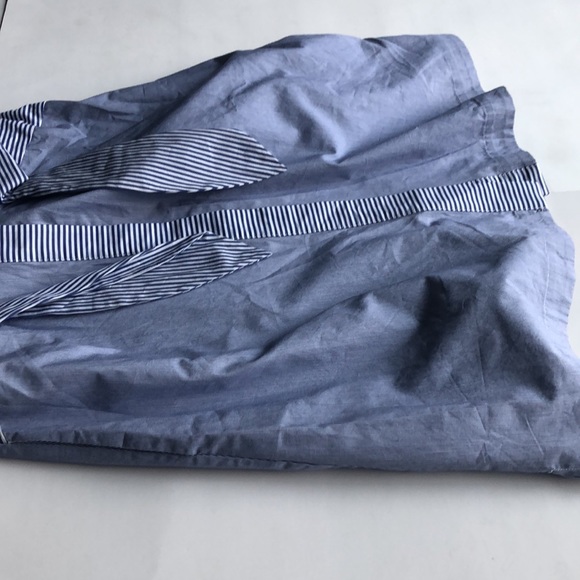 Vineyard Vines Dress - Picture 9 of 11